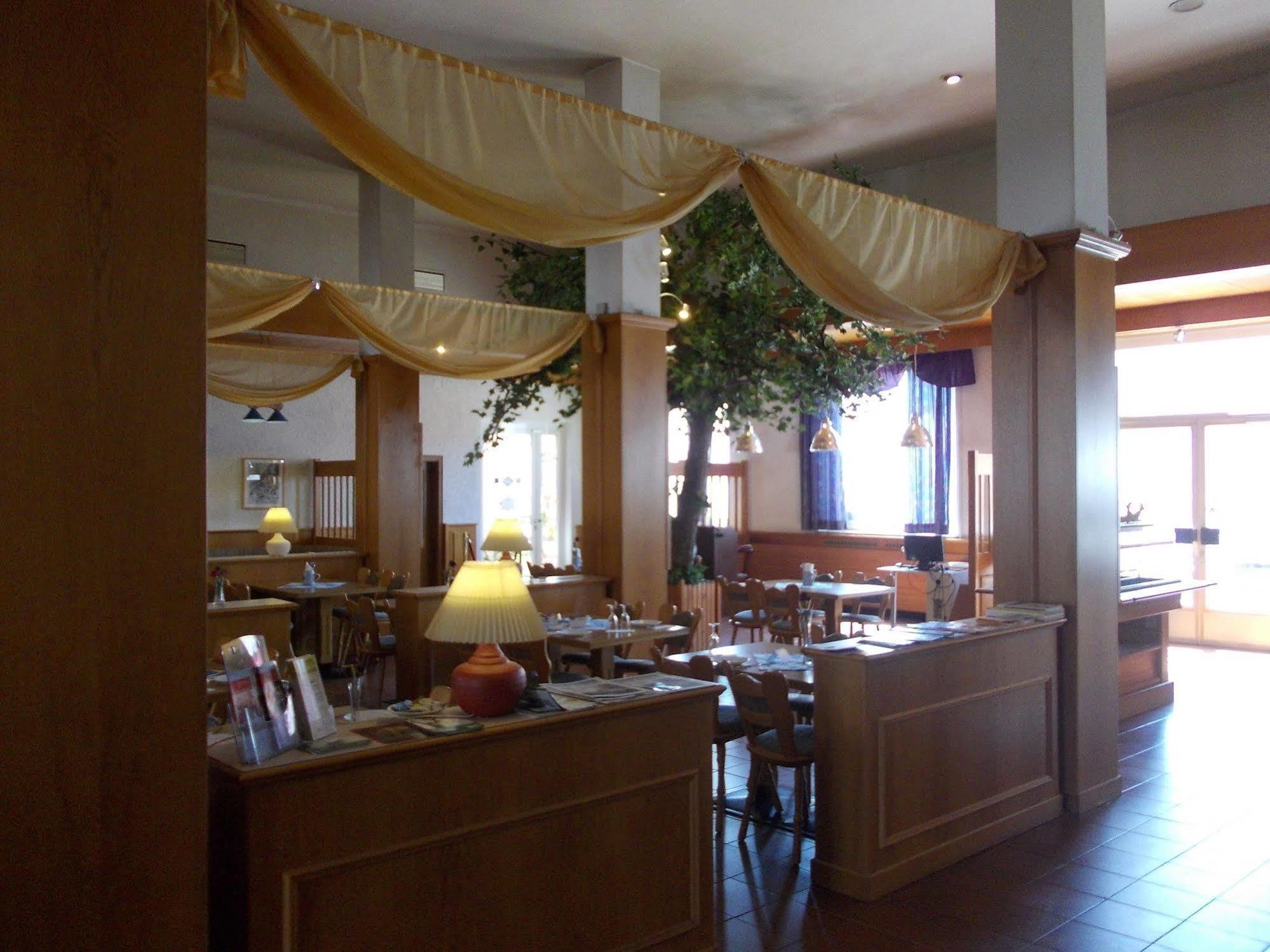 Hotel Im Bahnhof 파사우 외부 사진